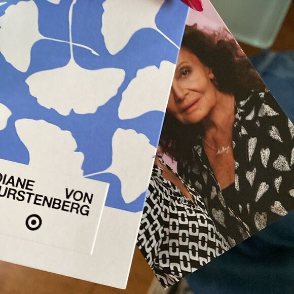 90's Shift Yellow Poppy Mini Dress Sun DVF for Target Diane von Furstenberg NWT - Picture 14 of 16